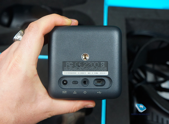 HTC VIVE